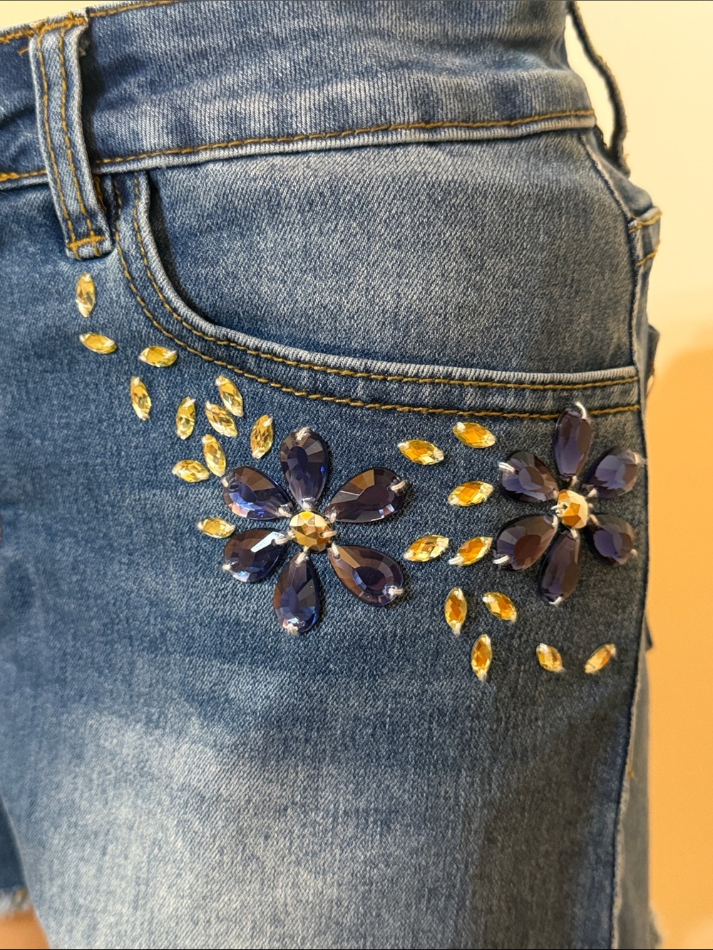 NWOT Boston Proper Blue Denim Shorts with Floral Jewel Rhinestone Embellishment - Picture 5 of 8